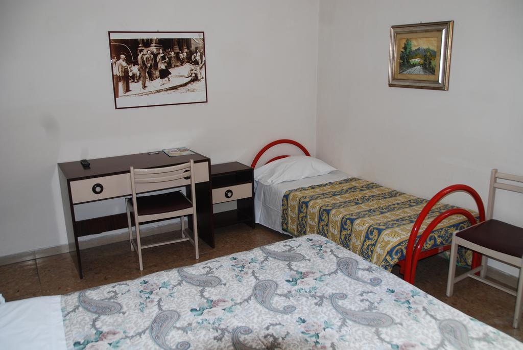 Hotel Conchiglia มอนเตกาตินี แตร์เม ภายนอก รูปภาพ