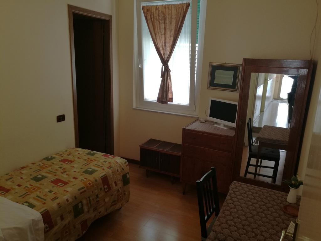 Hotel Conchiglia มอนเตกาตินี แตร์เม ภายนอก รูปภาพ