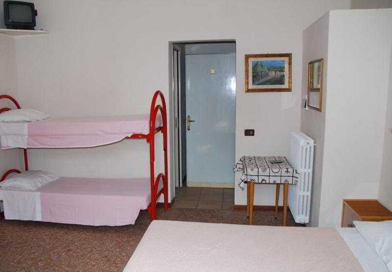 Hotel Conchiglia มอนเตกาตินี แตร์เม ภายนอก รูปภาพ
