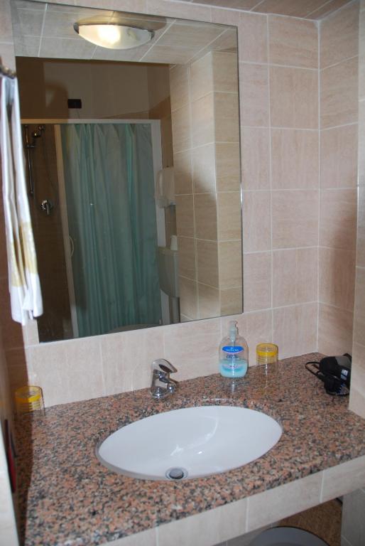 Hotel Conchiglia มอนเตกาตินี แตร์เม ห้อง รูปภาพ